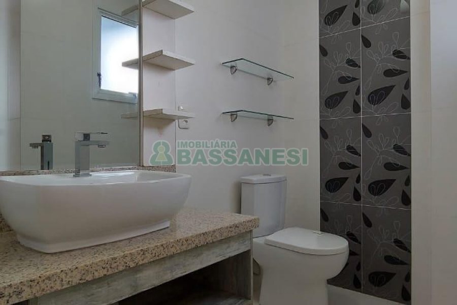 Apto Mobiliado com 116m², 3 dormitórios, 2 vagas, no bairro Villagio Iguatemi em Caxias do Sul para Alugar