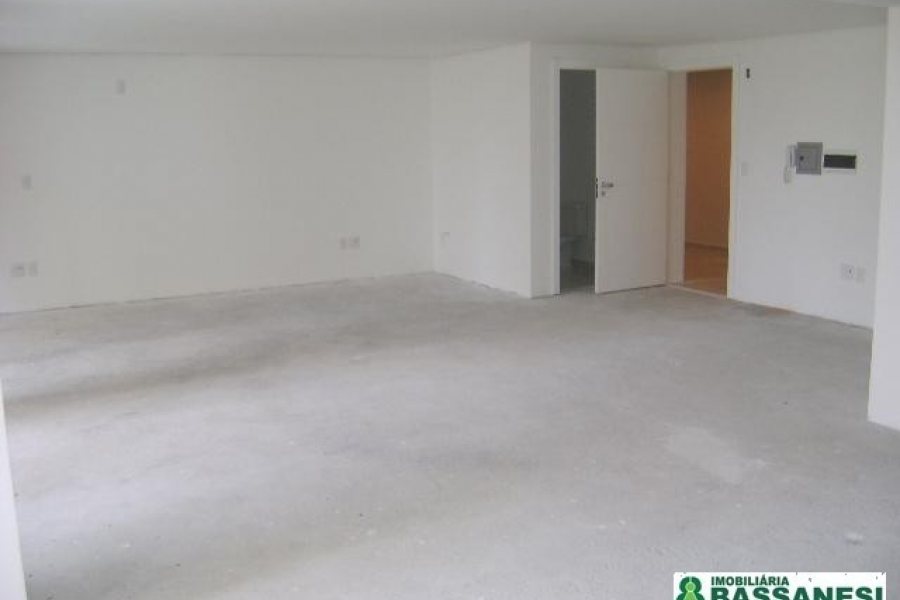 Sala com 80m², 1 vaga, no bairro Centro em Caxias do Sul para Alugar
