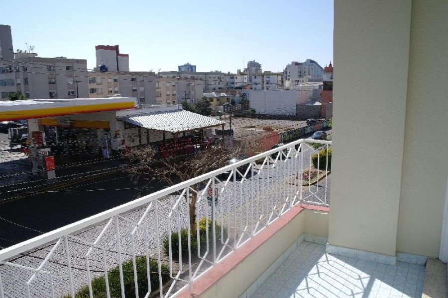 Apartamento com 96m², 2 dormitórios, 1 vaga, no bairro São Pelegrino em Caxias do Sul para Comprar