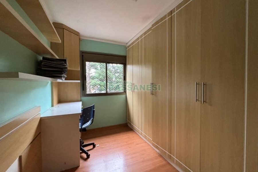 Apto Mobiliado com 105m², 3 dormitórios, 1 vaga, no bairro Petrópolis em Caxias do Sul para Alugar