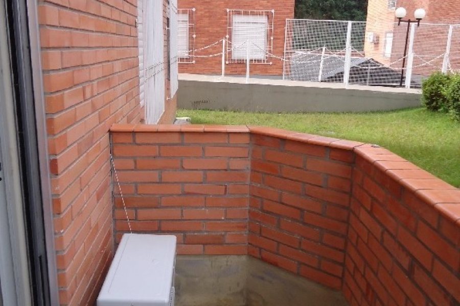 Apto Mobiliado com 60m², 2 dormitórios, 1 vaga, no bairro Nossa Senhora de Fátima em Caxias do Sul para Alugar