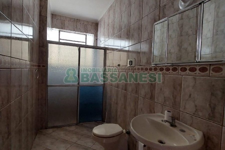 Apartamento com 105m², 3 dormitórios, 2 vagas, no bairro Centro em Caxias do Sul para Alugar