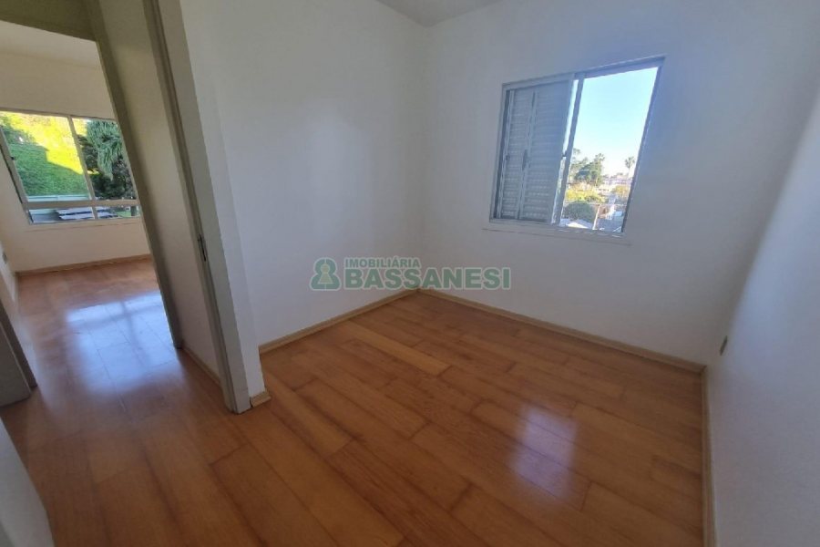 Apartamento com 95m², 3 dormitórios, 1 vaga, no bairro Lourdes em Caxias do Sul para Alugar
