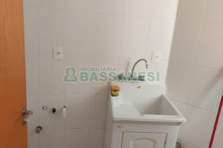Apartamento com 88m², 2 dormitórios, 1 vaga, no bairro Rio Branco em Caxias do Sul para Alugar