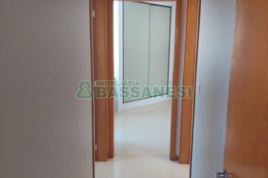 Apartamento com 88m², 2 dormitórios, 1 vaga, no bairro Rio Branco em Caxias do Sul para Alugar