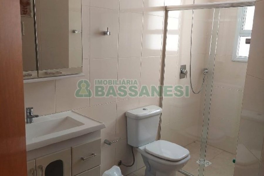 Apartamento com 88m², 2 dormitórios, 1 vaga, no bairro Rio Branco em Caxias do Sul para Alugar