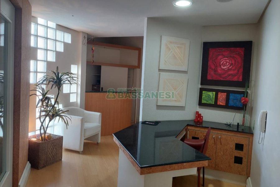 Sala Mobiliada com 67m², 1 vaga, no bairro Lourdes em Caxias do Sul para Alugar ou Comprar