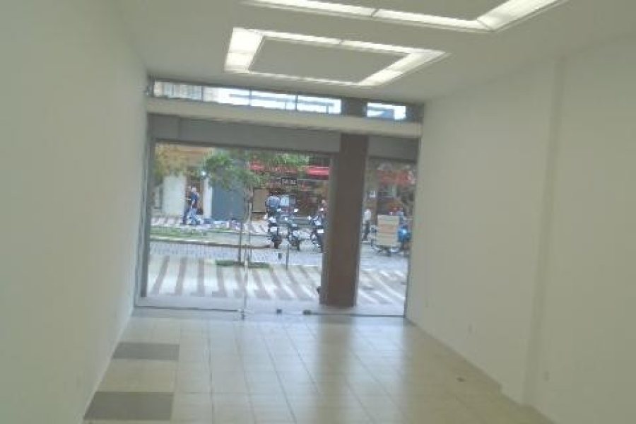 Loja com 104m², no bairro Centro em Caxias do Sul para Alugar