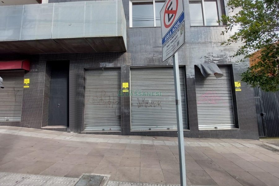 Sala com 66m², no bairro Centro em Caxias do Sul para Alugar