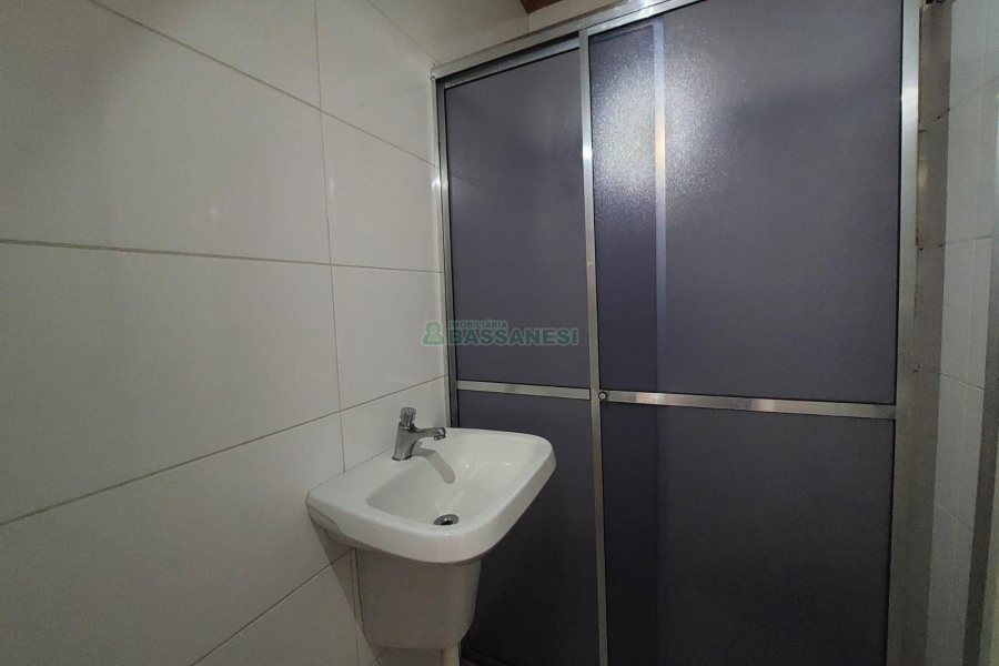 Sala com 66m², no bairro Centro em Caxias do Sul para Alugar