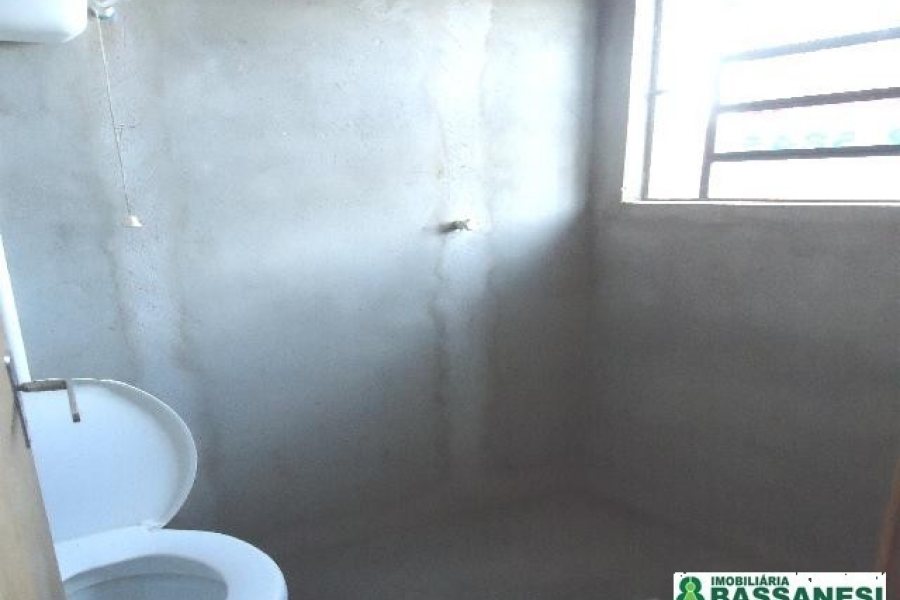Pavilhão com 390m², no bairro Esplanada em Caxias do Sul para Alugar