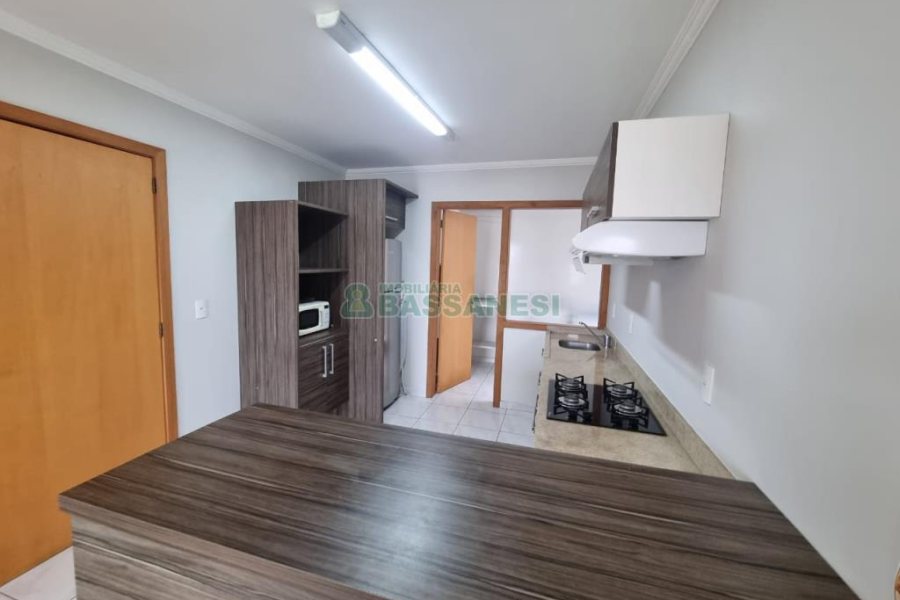 Apartamento com 85m², 2 dormitórios, 2 vagas, no bairro Santa Catarina em Caxias do Sul para Comprar