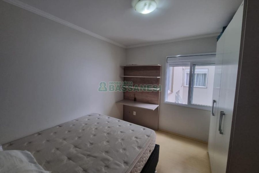 Apartamento com 85m², 2 dormitórios, 2 vagas, no bairro Santa Catarina em Caxias do Sul para Comprar