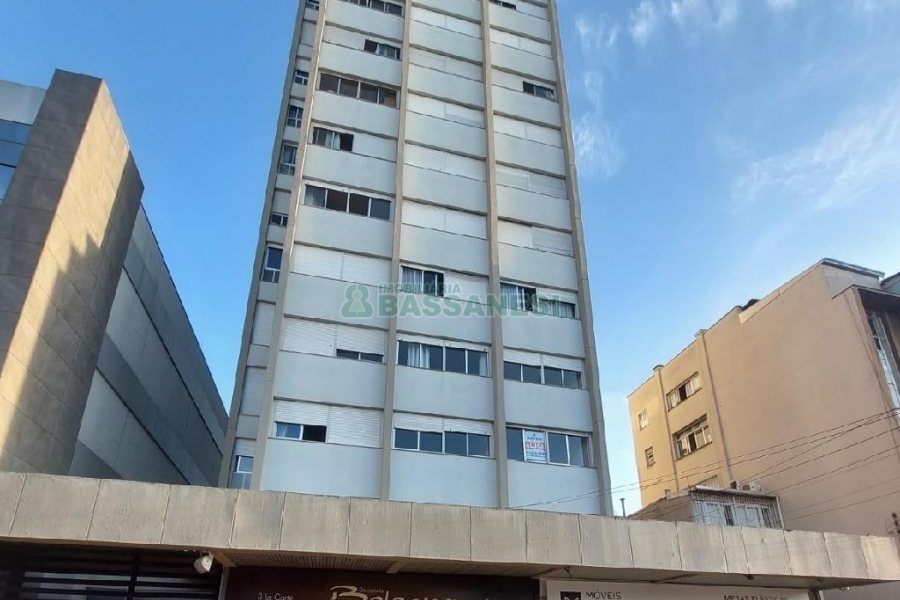 Apartamento com 74m², 3 dormitórios, no bairro São Pelegrino em Caxias do Sul para Alugar