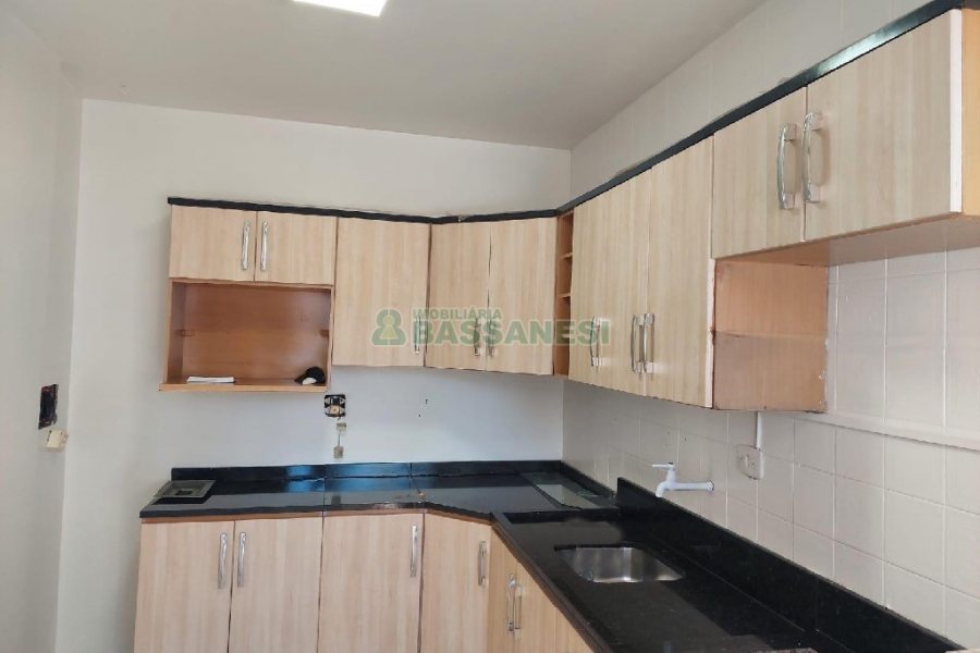 Apartamento com 74m², 3 dormitórios, no bairro São Pelegrino em Caxias do Sul para Alugar