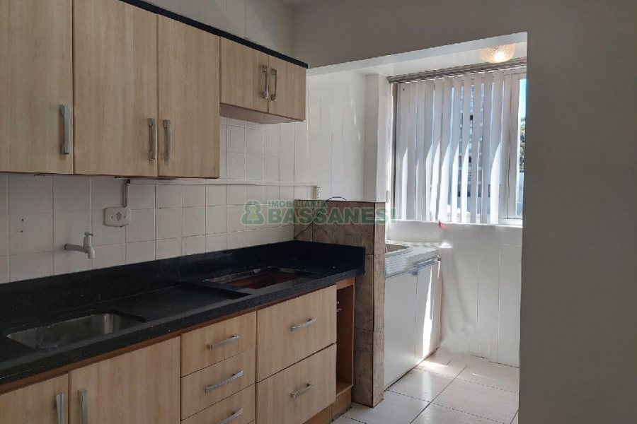 Apartamento com 74m², 3 dormitórios, no bairro São Pelegrino em Caxias do Sul para Alugar