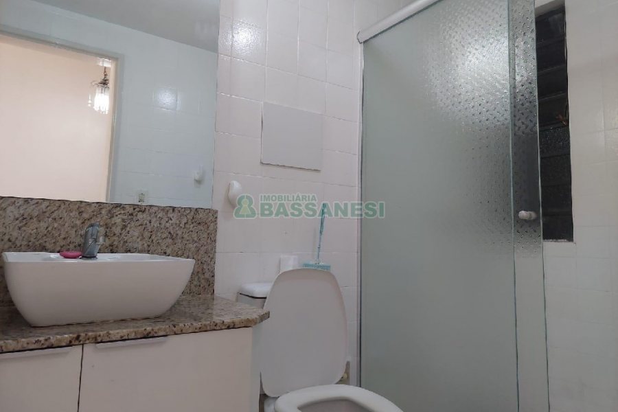 Apartamento com 74m², 3 dormitórios, no bairro São Pelegrino em Caxias do Sul para Alugar