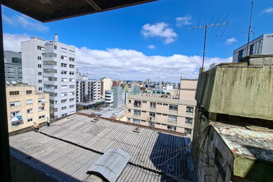 Sala com 78m², 1 vaga, no bairro Centro em Caxias do Sul para Comprar
