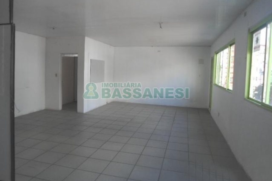 Loja com 70m², no bairro Centro em Caxias do Sul para Alugar