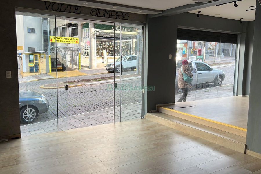 Loja com 70m², no bairro Centro em Caxias do Sul para Alugar