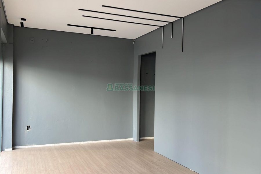 Loja com 70m², no bairro Centro em Caxias do Sul para Alugar