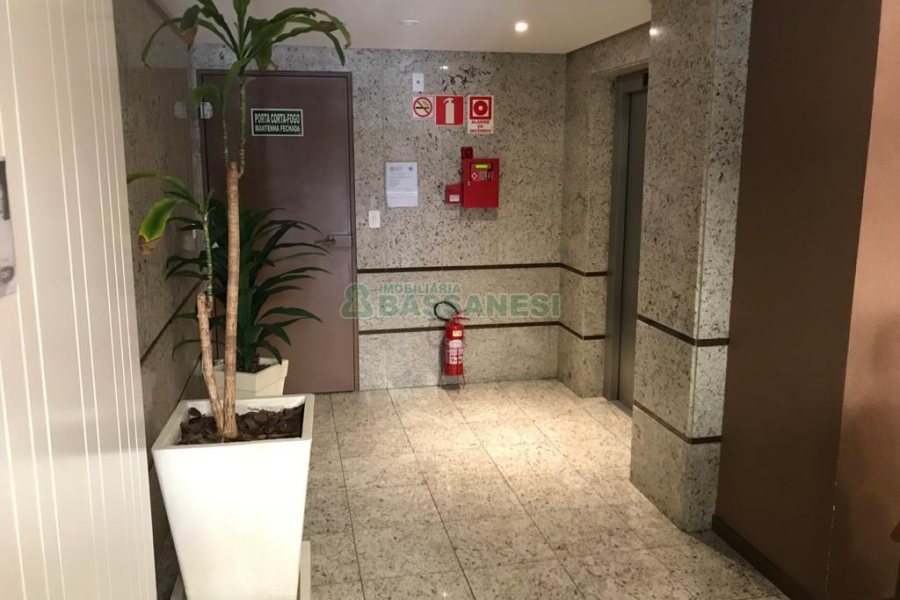 Apto Mobiliado com 39m², 1 dormitório, 1 vaga, no bairro São Pelegrino em Caxias do Sul para Alugar