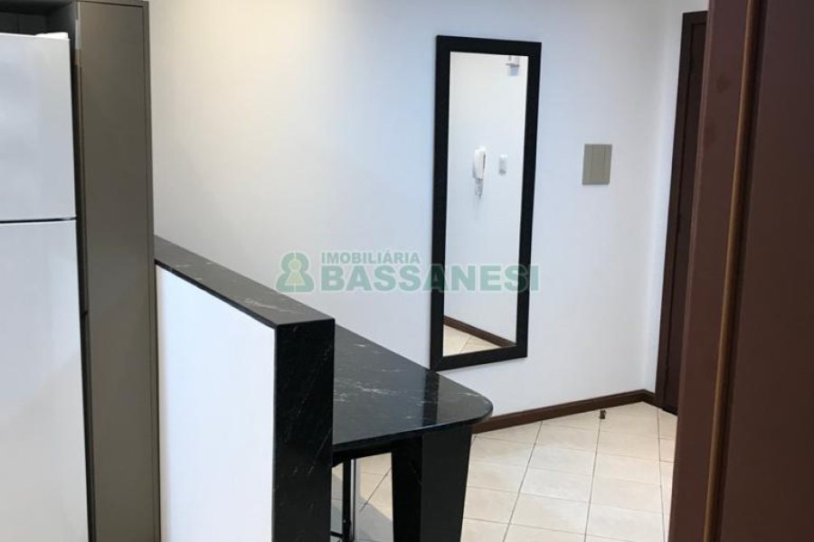 Apto Mobiliado com 39m², 1 dormitório, 1 vaga, no bairro São Pelegrino em Caxias do Sul para Alugar