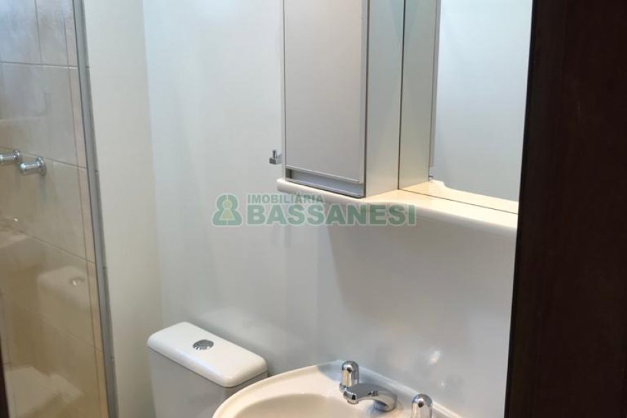 Apto Mobiliado com 39m², 1 dormitório, 1 vaga, no bairro São Pelegrino em Caxias do Sul para Alugar