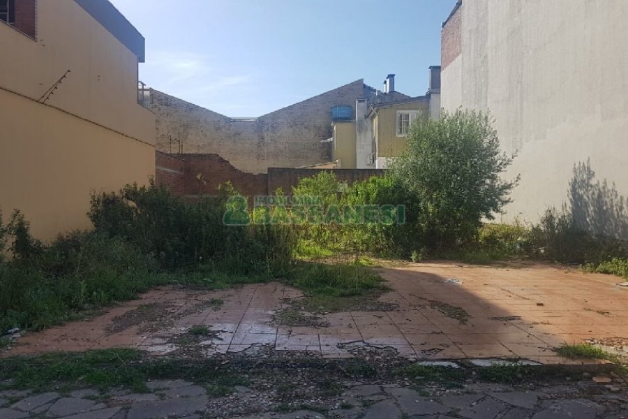 Terreno, no bairro Pio X em Caxias do Sul para Comprar