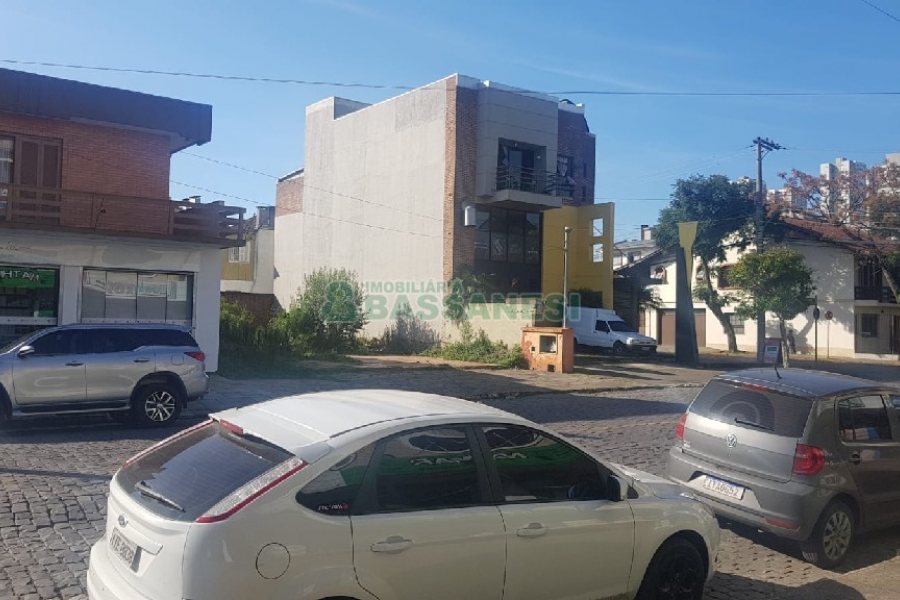 Terreno, no bairro Pio X em Caxias do Sul para Comprar