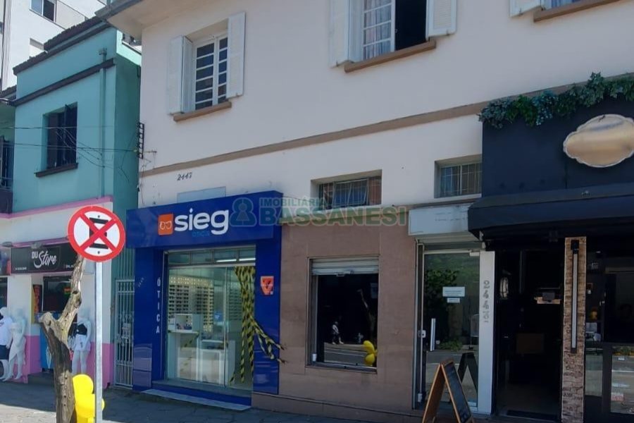 Sala com 60m², no bairro São Pelegrino em Caxias do Sul para Alugar