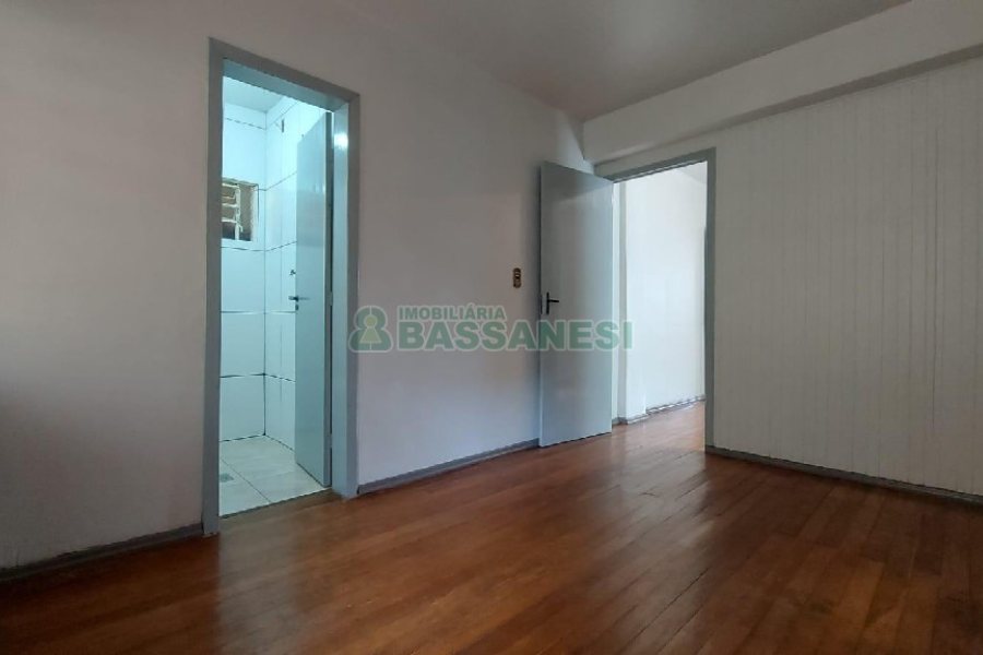 Sala com 60m², no bairro São Pelegrino em Caxias do Sul para Alugar