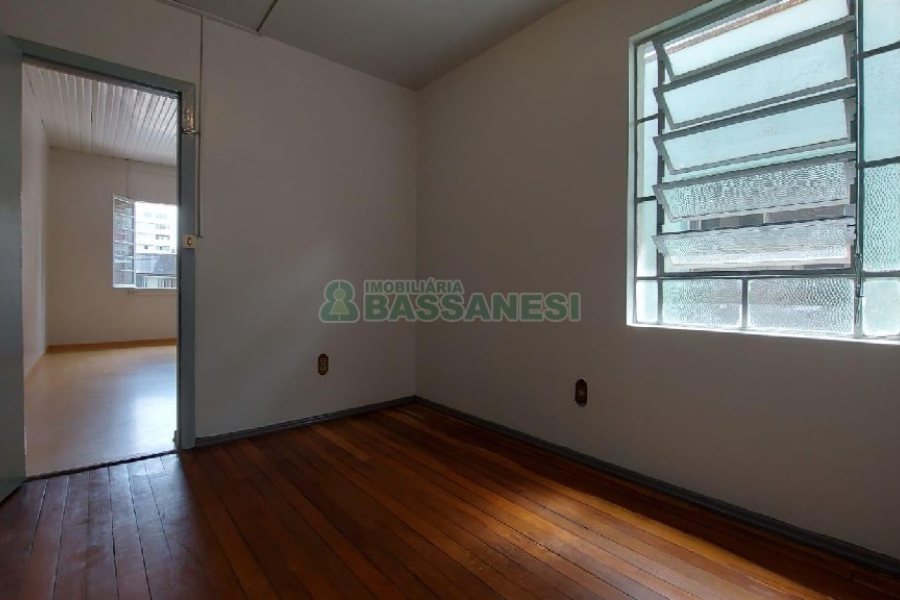 Sala com 60m², no bairro São Pelegrino em Caxias do Sul para Alugar