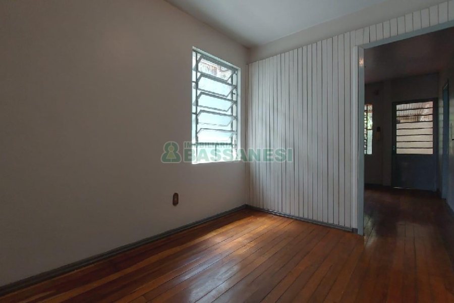 Sala com 60m², no bairro São Pelegrino em Caxias do Sul para Alugar