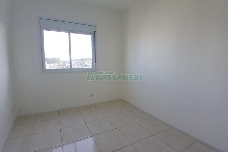 Apartamento com 60m², 2 dormitórios, 1 vaga, no bairro Santa Catarina em Caxias do Sul para Alugar