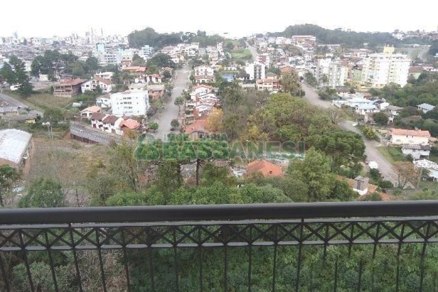 Apartamento com 60m², 2 dormitórios, 1 vaga, no bairro Santa Catarina em Caxias do Sul para Alugar