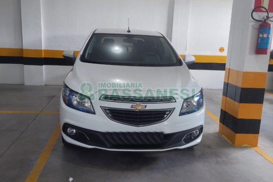 Apartamento, 2 dormitórios, 1 vaga, no bairro Santa Lúcia em Caxias do Sul para Alugar