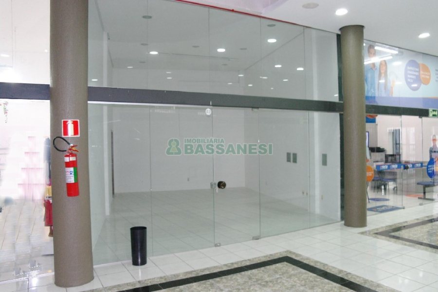 Loja com 40m², no bairro Centro em Caxias do Sul para Alugar