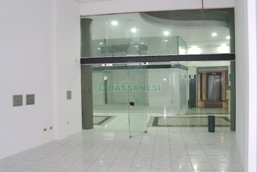 Loja com 40m², no bairro Centro em Caxias do Sul para Alugar