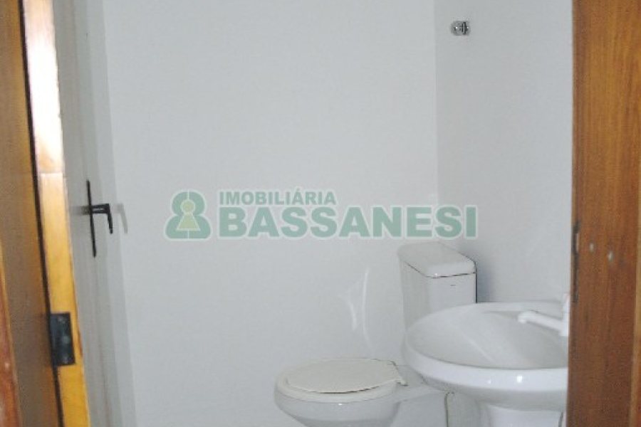 Loja com 40m², no bairro Centro em Caxias do Sul para Alugar