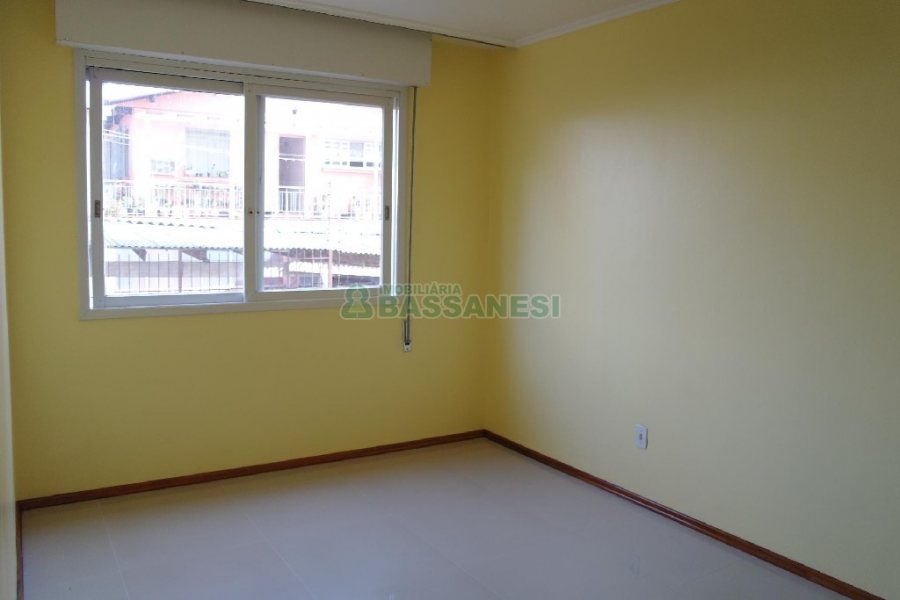 Apartamento com 53m², 2 dormitórios, no bairro São Pelegrino em Caxias do Sul para Comprar