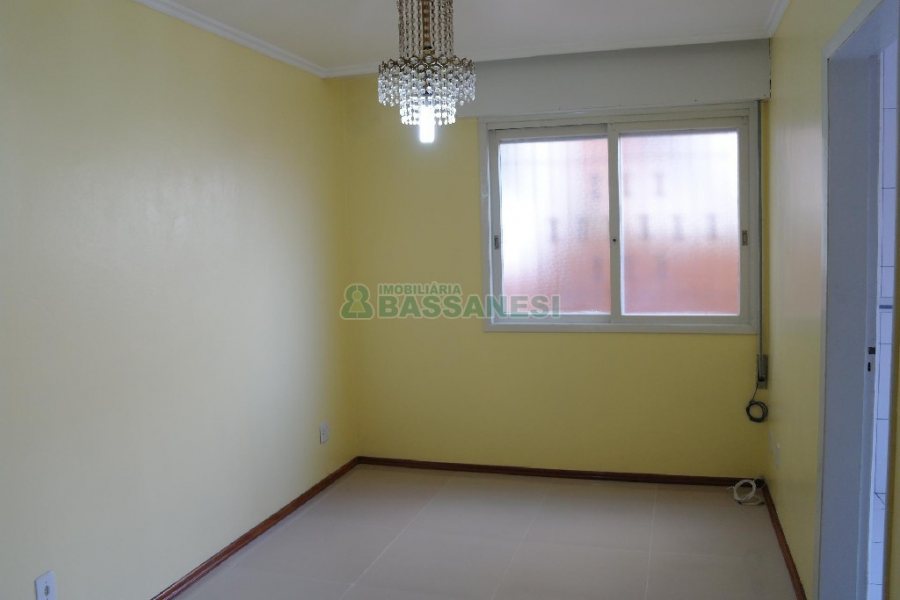 Apartamento com 53m², 2 dormitórios, no bairro São Pelegrino em Caxias do Sul para Comprar