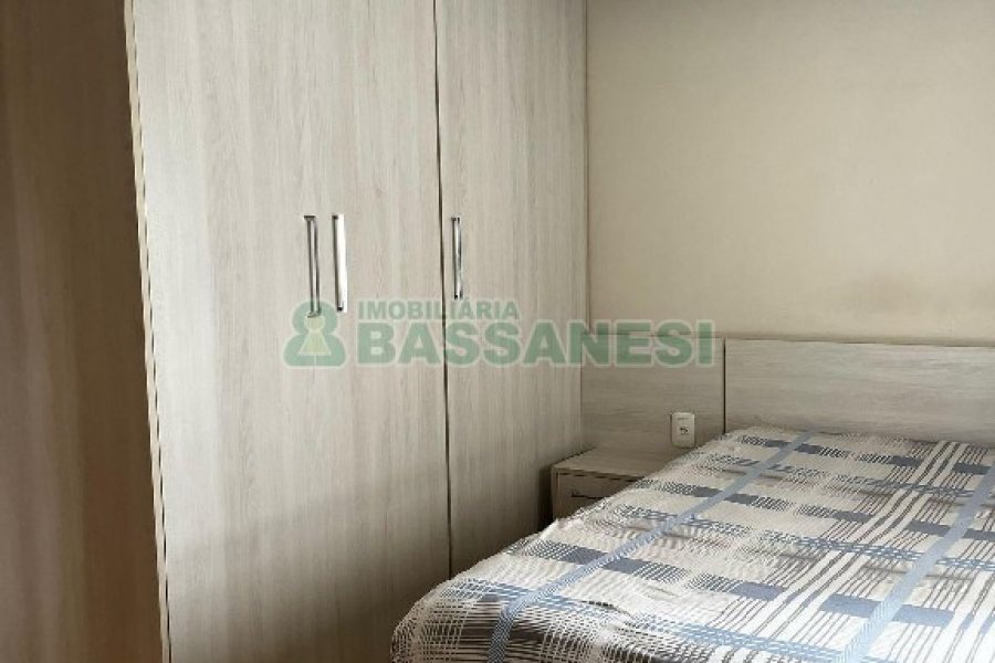 Apartamento com 72m², 2 dormitórios, 2 vagas, no bairro Lourdes em Caxias do Sul para Alugar