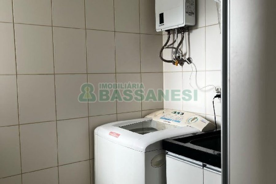 Apartamento com 72m², 2 dormitórios, 2 vagas, no bairro Lourdes em Caxias do Sul para Alugar