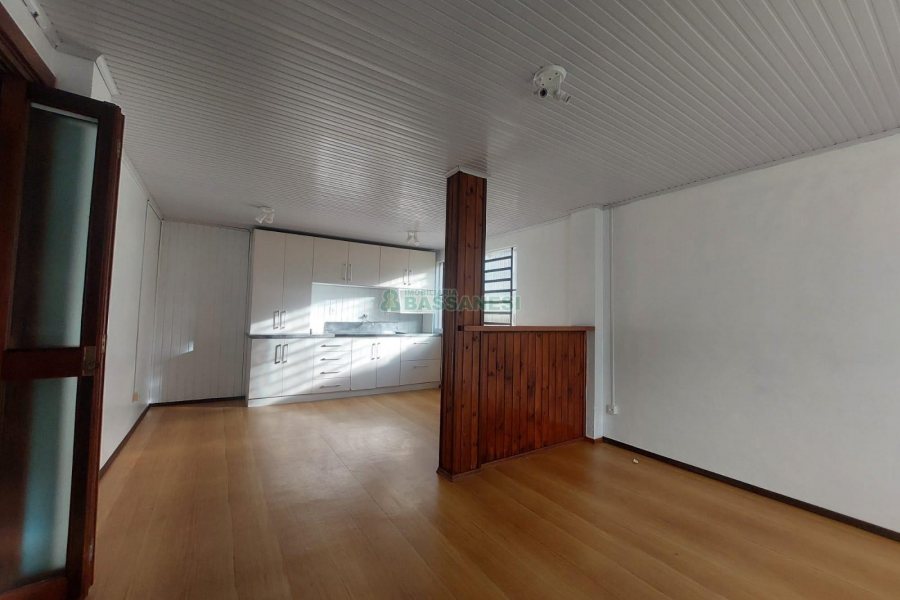 Apartamento com 94m², 3 dormitórios, 2 vagas, no bairro Interlagos em Caxias do Sul para Alugar