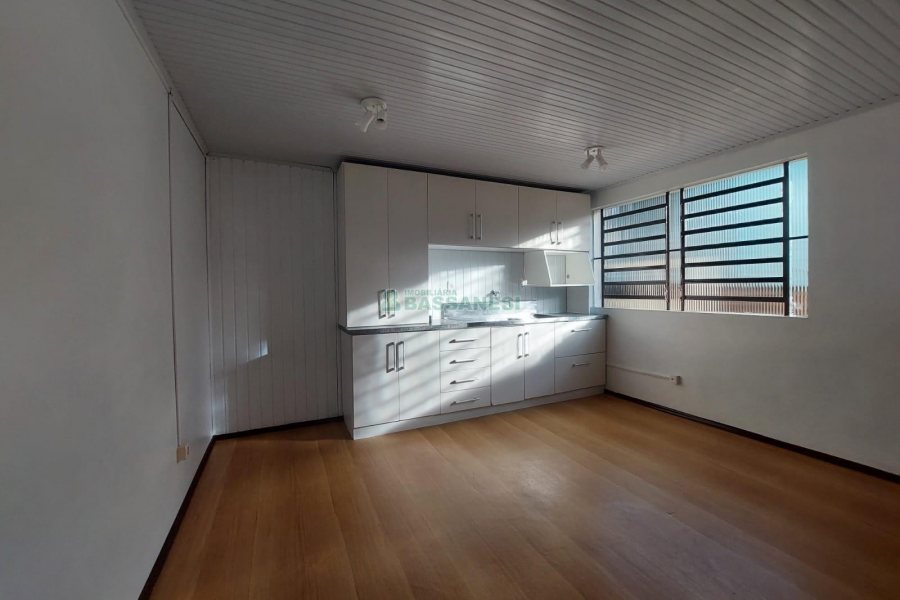 Apartamento com 94m², 3 dormitórios, 2 vagas, no bairro Interlagos em Caxias do Sul para Alugar