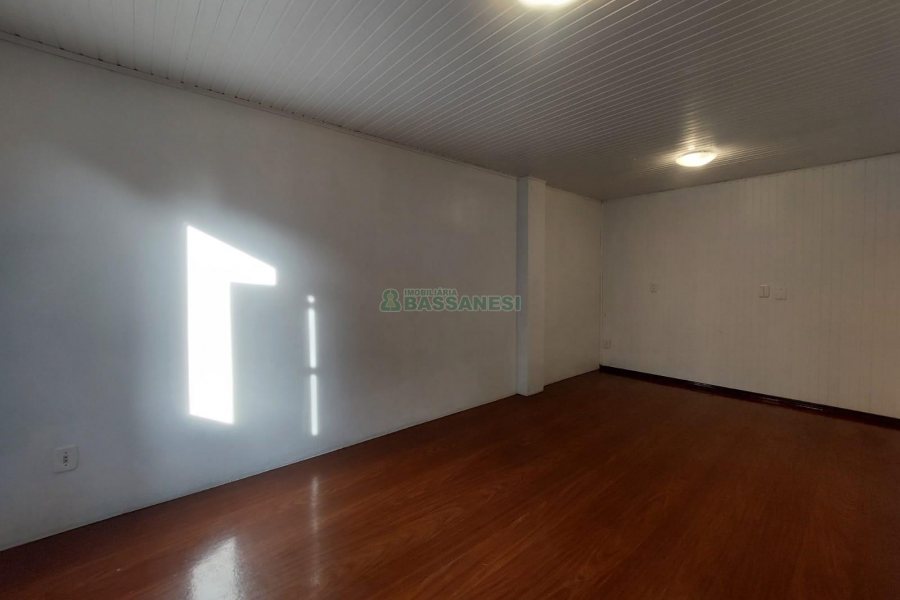 Apartamento com 94m², 3 dormitórios, 2 vagas, no bairro Interlagos em Caxias do Sul para Alugar