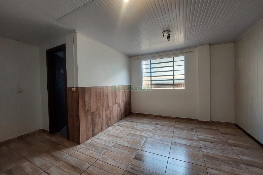 Apartamento com 94m², 3 dormitórios, 2 vagas, no bairro Interlagos em Caxias do Sul para Alugar