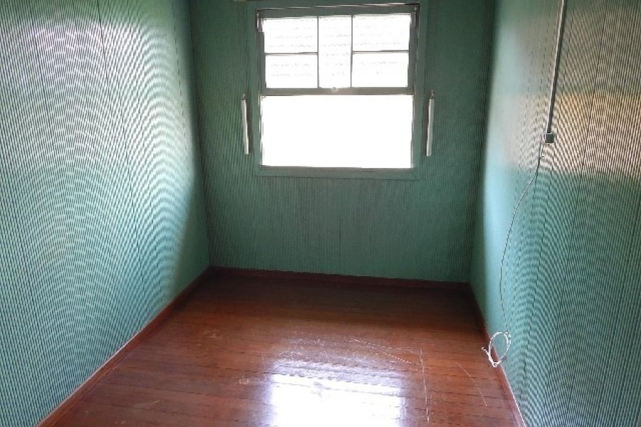 Casa com 200m², 3 dormitórios, 1 vaga, no bairro Rio Branco em Caxias do Sul para Comprar