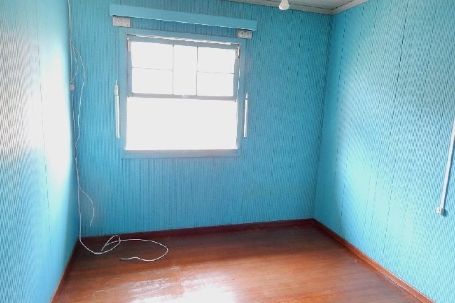 Casa com 200m², 3 dormitórios, 1 vaga, no bairro Rio Branco em Caxias do Sul para Comprar